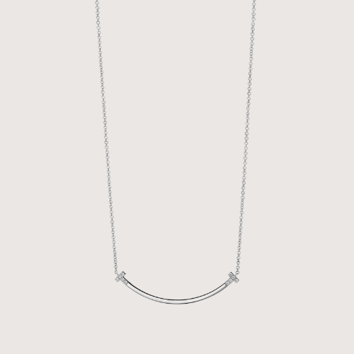 Minimal Arc Shine Necklace Elevating Everyday Grace And Modern Simplicity