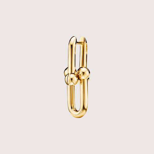 Playful Orbit Link Earrings Showcasing Bold Curves And Elevated Contemporary Character